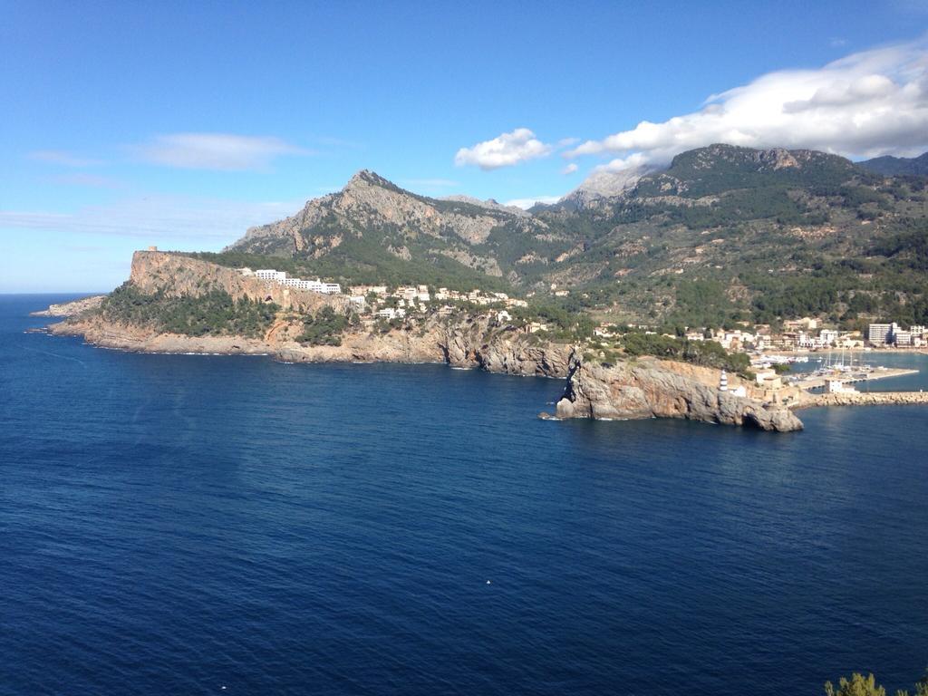 Ana * Soller